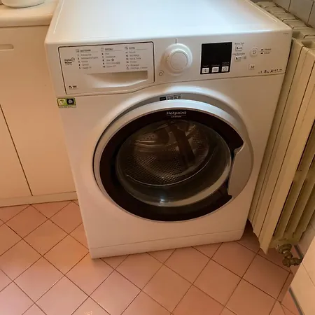 Linda Marina Римини